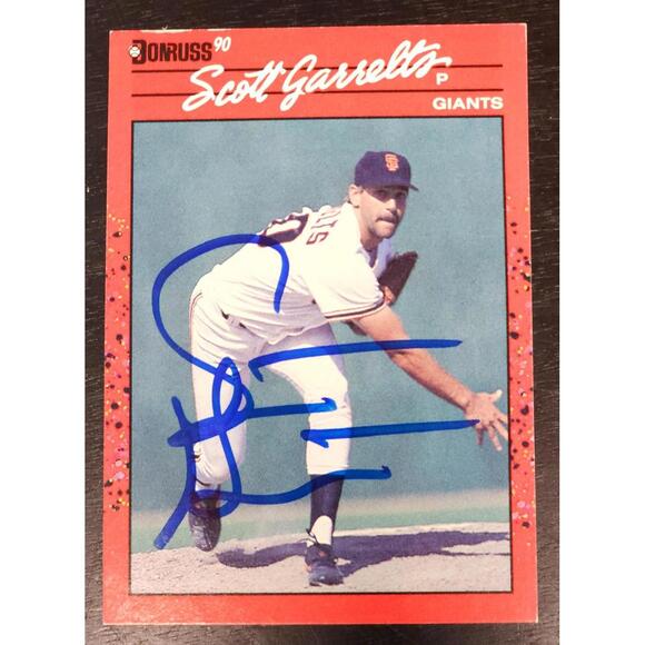 Donruss Other - 1990 Donruss #217 Scott Garrelts Autographed San Francisco Giants Card - Signed